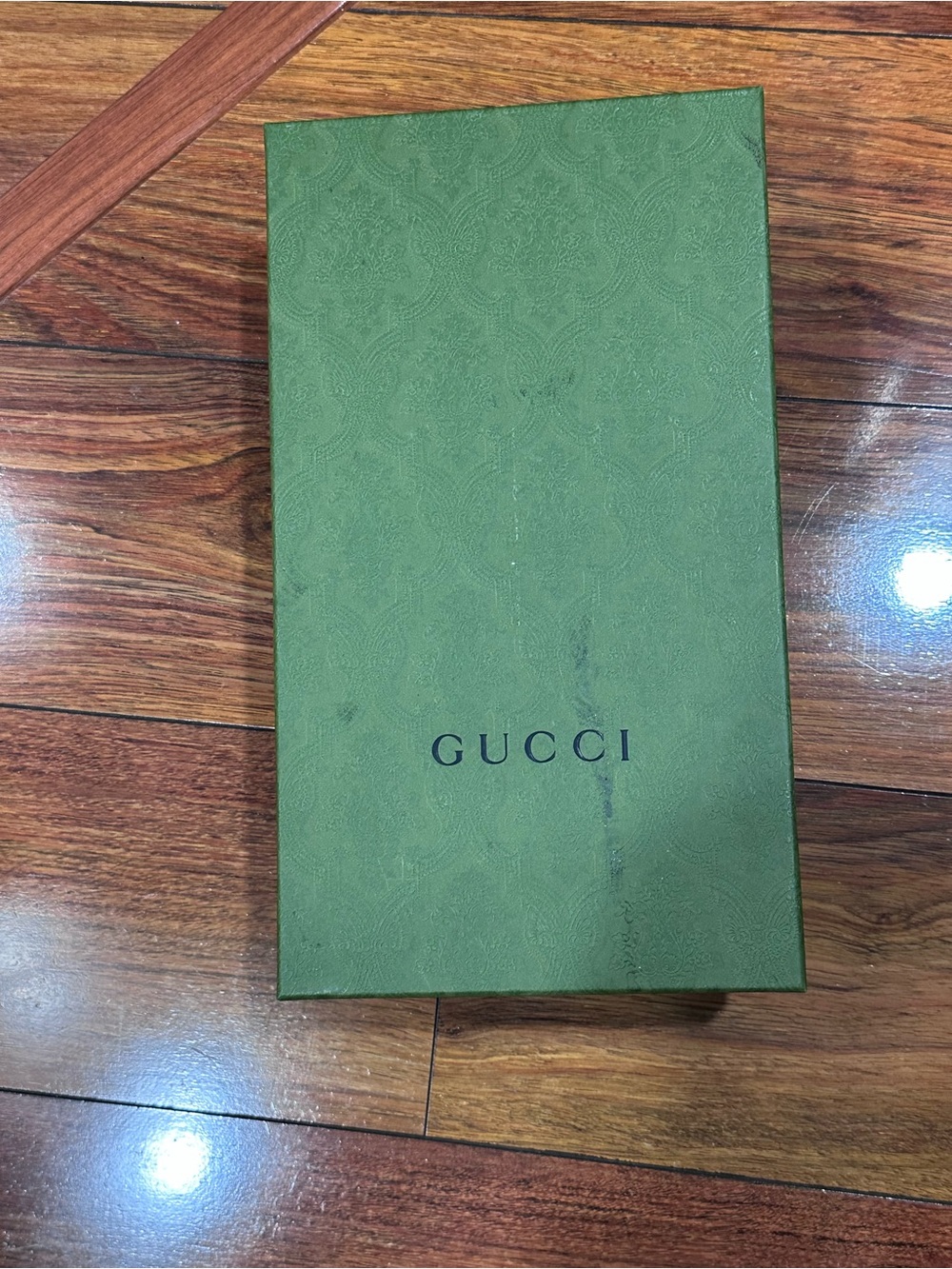 Gucci shoe Box